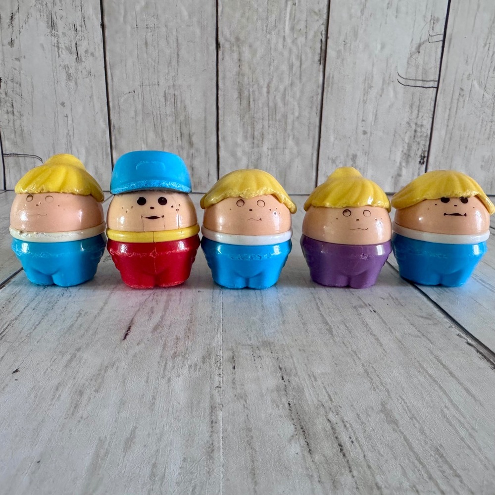Vintage Fisher Price Little People Toddle Tots Chunky 5 Figures Cozy Coupe Set - Picture 3 of 11